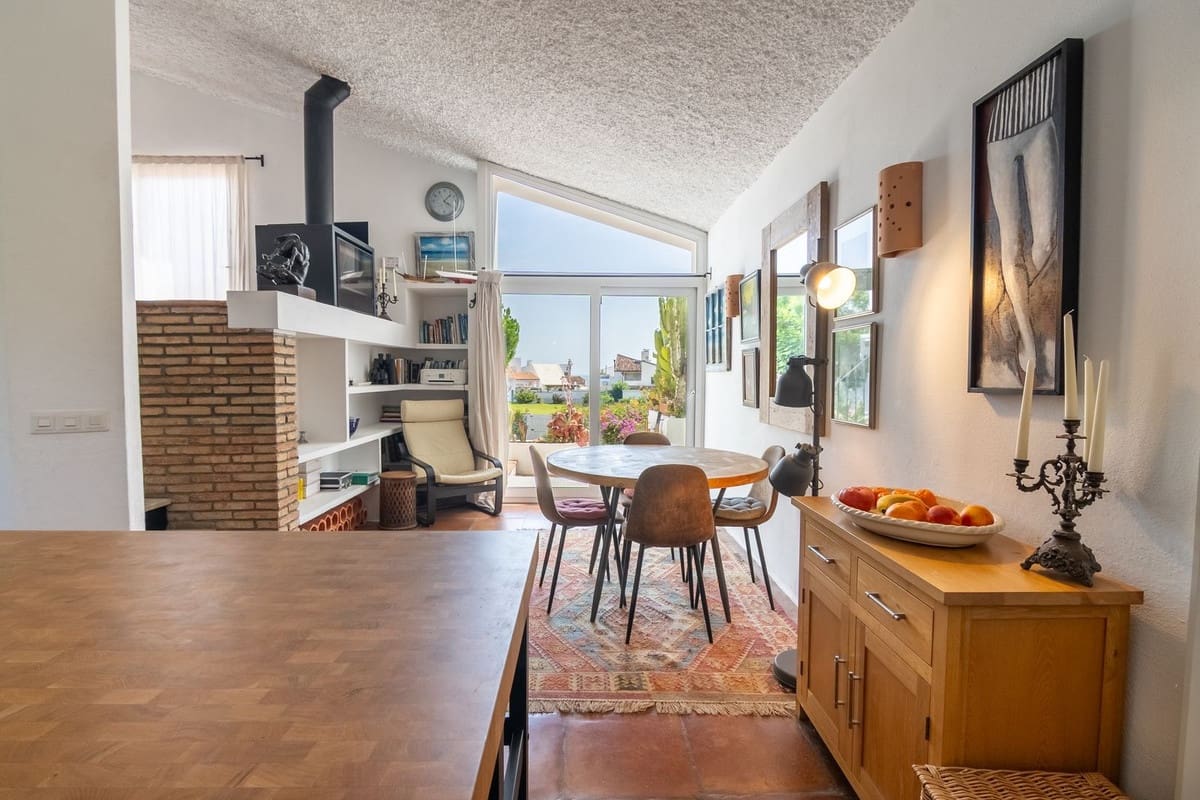 2 sovrum Hus till salu i Estepona med pool - 515 000 € (Ref: 10112019)