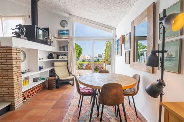 2 sovrum Hus till salu i Estepona med pool - 515 000 € (Ref: 10112019)