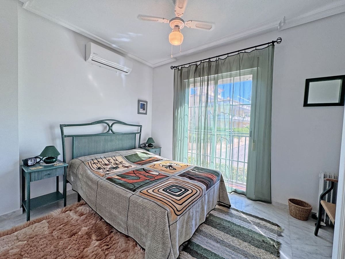 2 Zimmer Haus zu verkaufen in Cabopino mit Pool Garage - 525.000 € (Ref: 10112093)