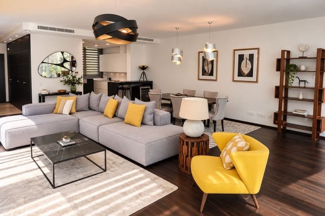 2 bedroom Townhouse for sale in Sierra Blanca, Marbella with pool garage - € 1,350,000 (Ref: 10130705)