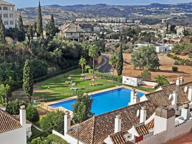 2 makuuhuone Omakotitalo myytävänä paikassa Mijas Golf, Mijas mukana uima-altaan 
autotalli - 333 000 € (Ref: 10130709)