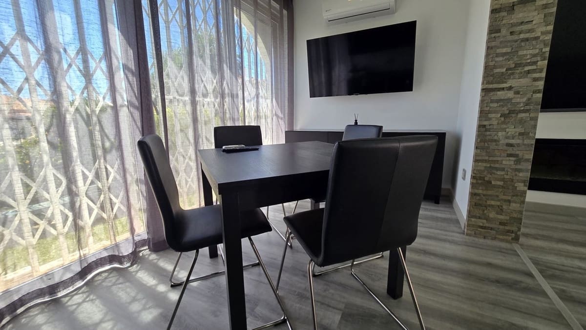 2 chambre Maison de Ville à vendre à Riviera del Sol avec piscine - 399 000 € (Ref: 10130717)