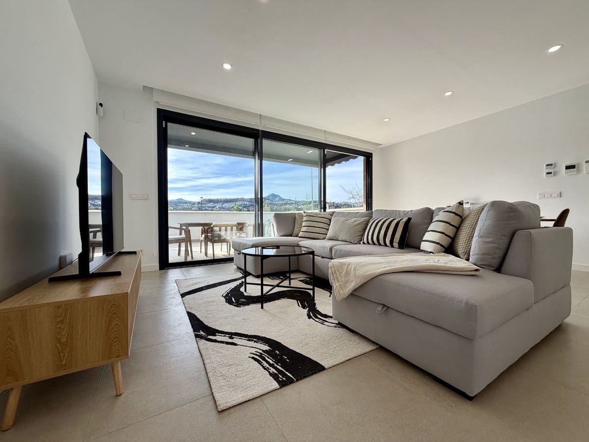 3 sypialnia Dom na sprzedaż w Estepona z basenem garażem - 745 000 € (Ref: 10131976)
