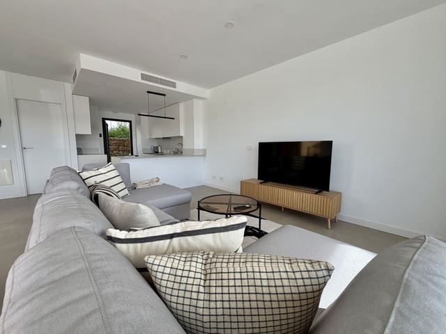3 sypialnia Dom na sprzedaż w Estepona z basenem garażem - 745 000 € (Ref: 10131976)