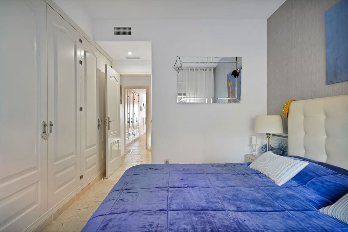2 slaapkamer Appartement te koop in Estepona met zwembad garage - € 479.000 (Ref: 10132006)
