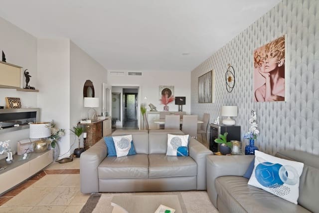 2 slaapkamer Appartement te koop in Estepona met zwembad garage - € 479.000 (Ref: 10132006)