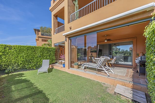 2 quarto Apartamento para venda em Estepona com piscina garagem - 529 000 € (Ref: 10132043)
