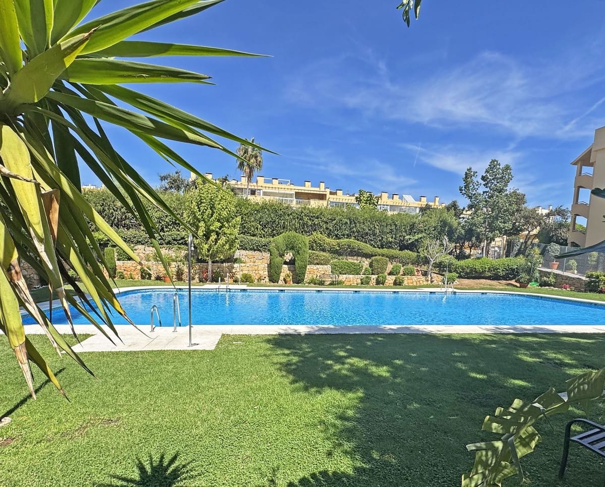 1 quarto Apartamento para venda em Calahonda com piscina - 260 000 € (Ref: 10135990)