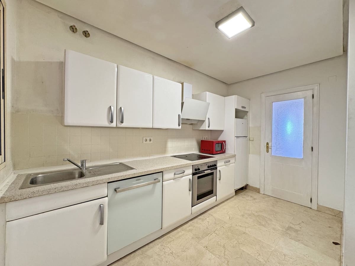 2 sypialnia Apartament na sprzedaż w Calahonda z basenem - 330 000 € (Ref: 10136006)