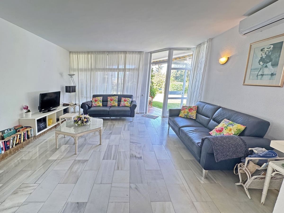 2 quarto Apartamento para venda em Calahonda com piscina - 375 000 € (Ref: 10139693)