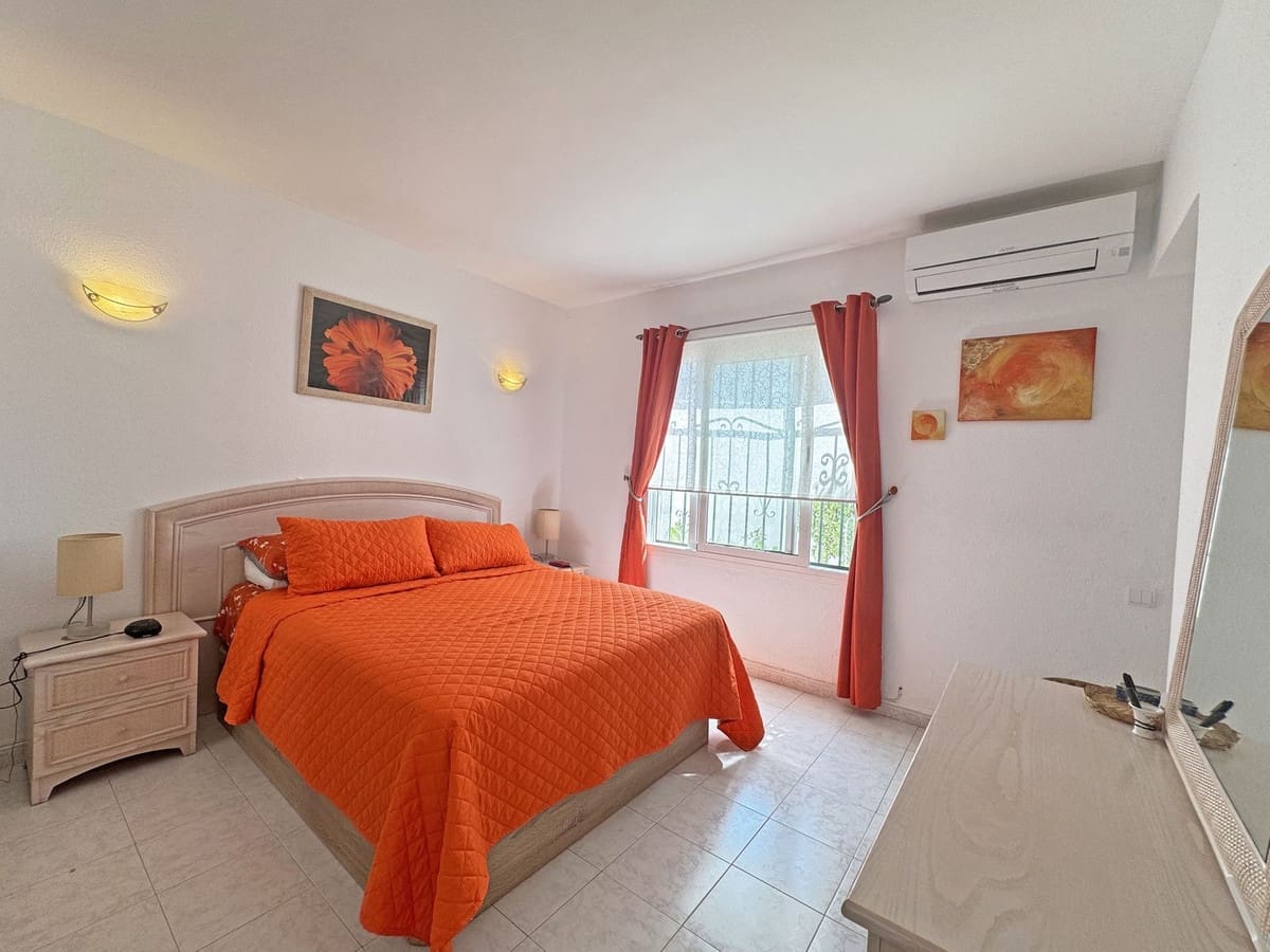 2 quarto Apartamento para venda em Calahonda com piscina - 375 000 € (Ref: 10139693)
