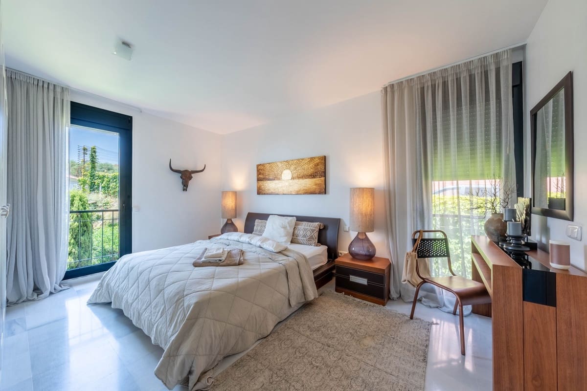 4 slaapkamer Penthouse te koop in Calahonda met zwembad garage - € 1.150.000 (Ref: 10139808)