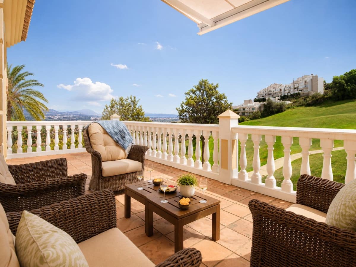5 soverom Villa til salgs i La Cala Golf med svømmebasseng garasje - € 1 795 000 (Ref: 10150364)