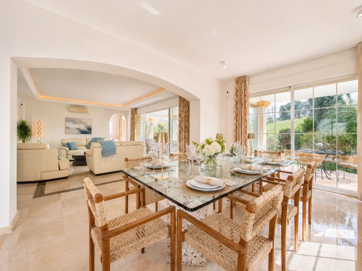 5 soverom Villa til salgs i La Cala Golf med svømmebasseng garasje - € 1 795 000 (Ref: 10150364)