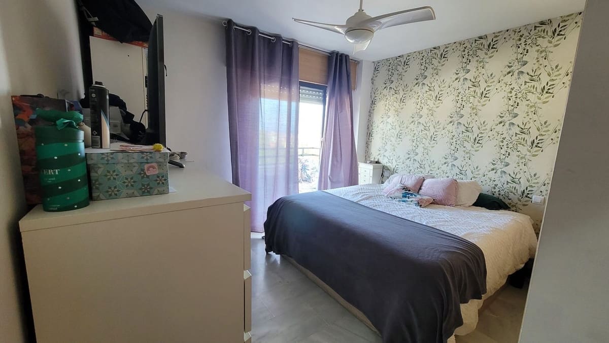 3 quarto Apartamento para venda em Manilva com piscina garagem - 299 000 € (Ref: 10150367)