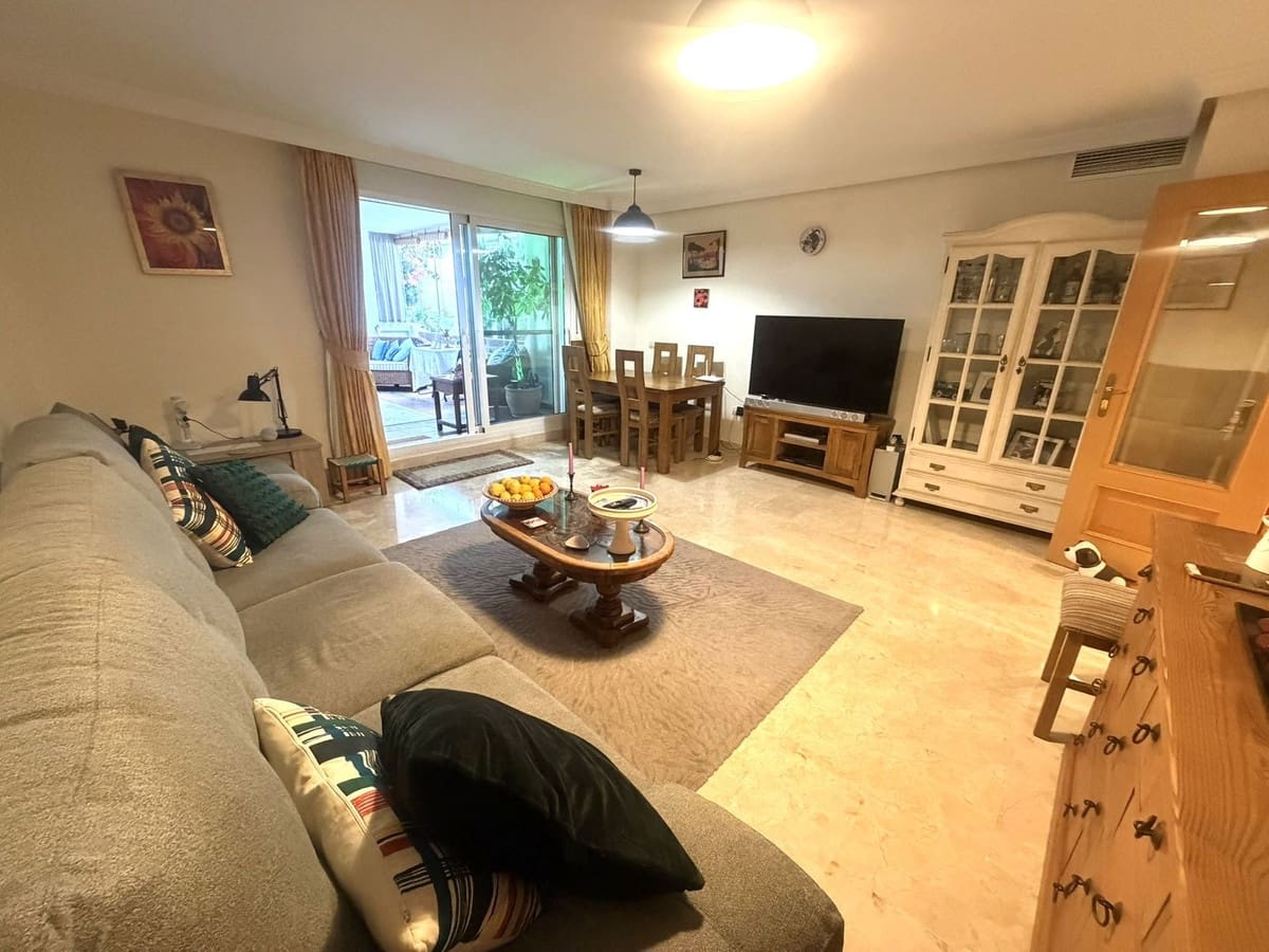 3 camera da letto Appartamento in vendita in New Golden Mile con piscina garage - 445.000 € (Rif: 10150372)