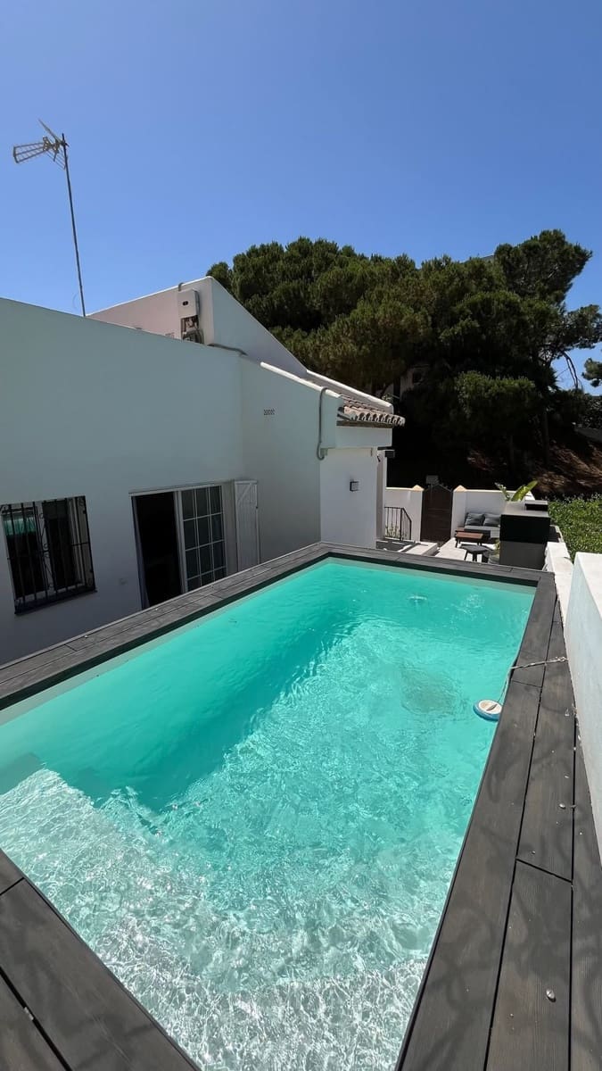 Chalet de 3 habitaciones en Mijas en venta con piscina garaje - 514.000 € (Ref: 10157874)
