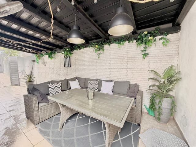 3 Zimmer Villa zu verkaufen in Benalmádena mit Pool Garage - 530.000 € (Ref: 10157875)