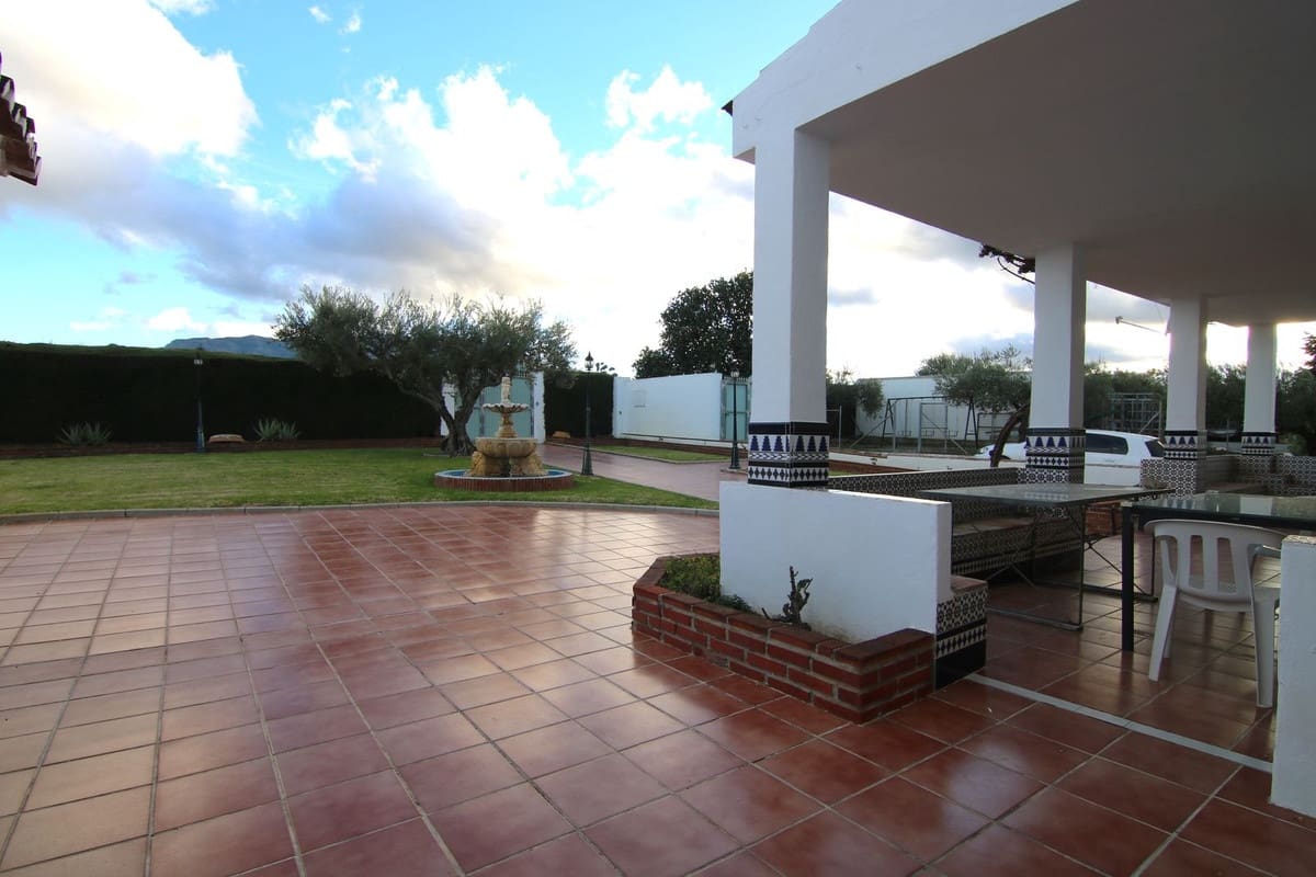 3 camera da letto Villa in vendita in Alhaurin el Grande con piscina garage - 629.900 € (Rif: 10158002)