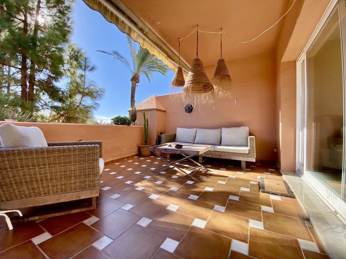 2 bedroom Apartment for sale in Guadalmina with pool garage - € 630,000 (Ref: 10161599)