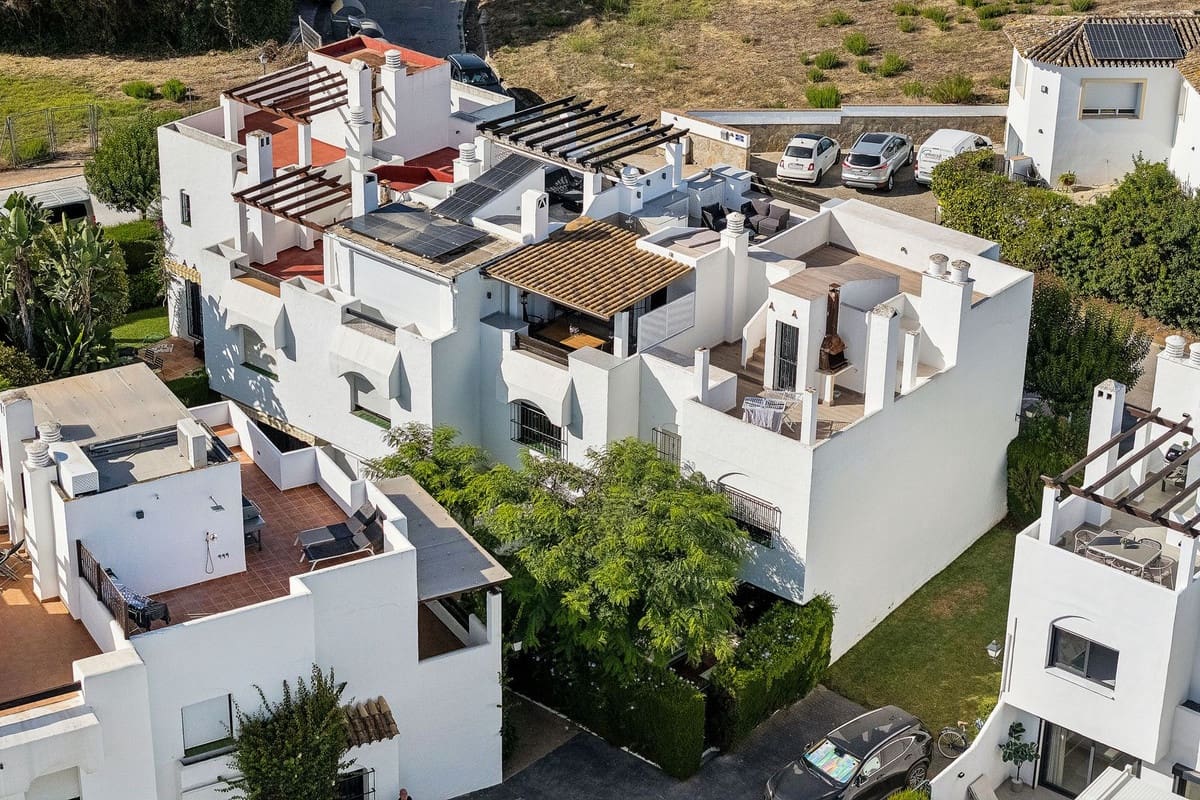 3 slaapkamer Huis te koop in San Pedro de Alcantara met zwembad - € 875.000 (Ref: 10161774)