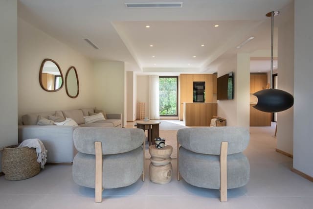 4 soverom Villa til salgs i Guadalmina Alta, Marbella med svømmebasseng garasje - € 2 950 000 (Ref: 10165082)