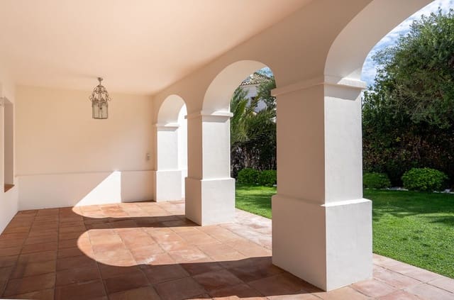 6 soveværelse Villa til salg i Guadalmina Baja, Marbella med swimmingpool garage - € 3.450.000 (Ref: 10165175)
