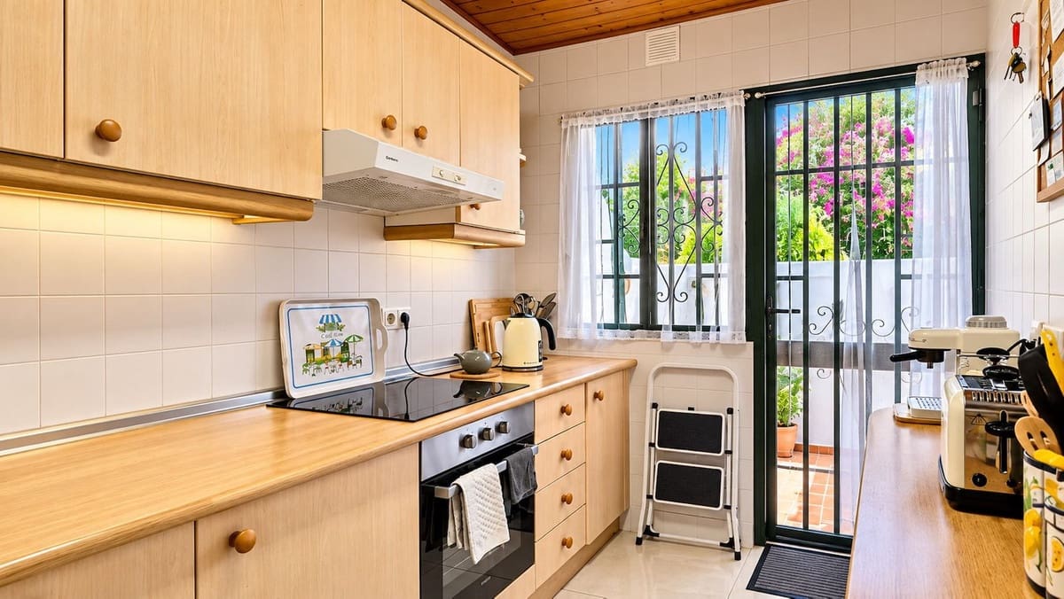 3 Zimmer Haus zu verkaufen in Casares mit Pool - 450.000 € (Ref: 10168781)
