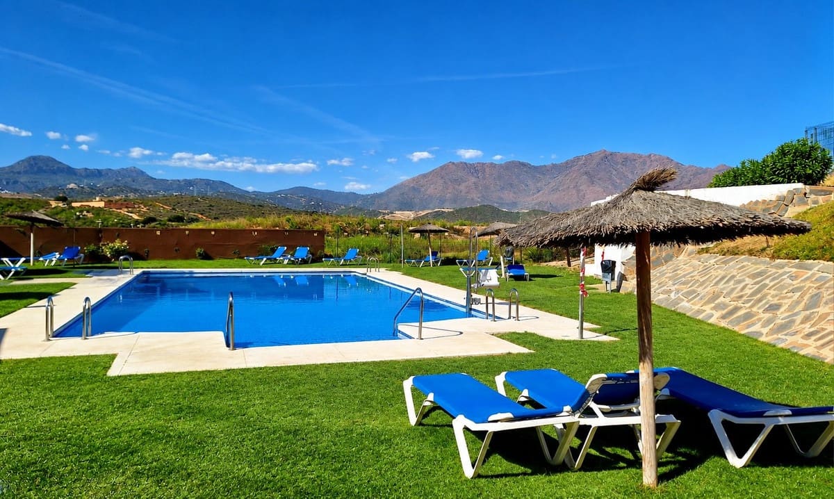 3 soverom Leilighet til salgs i Casares med svømmebasseng garasje - € 269 000 (Ref: 10173975)