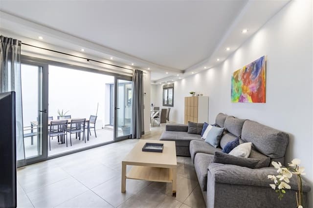 3 makuuhuone Omakotitalo myytävänä paikassa San Pedro de Alcántara Pueblo, Marbella mukana uima-altaan 
autotalli - 900 000 € (Ref: 10175259)