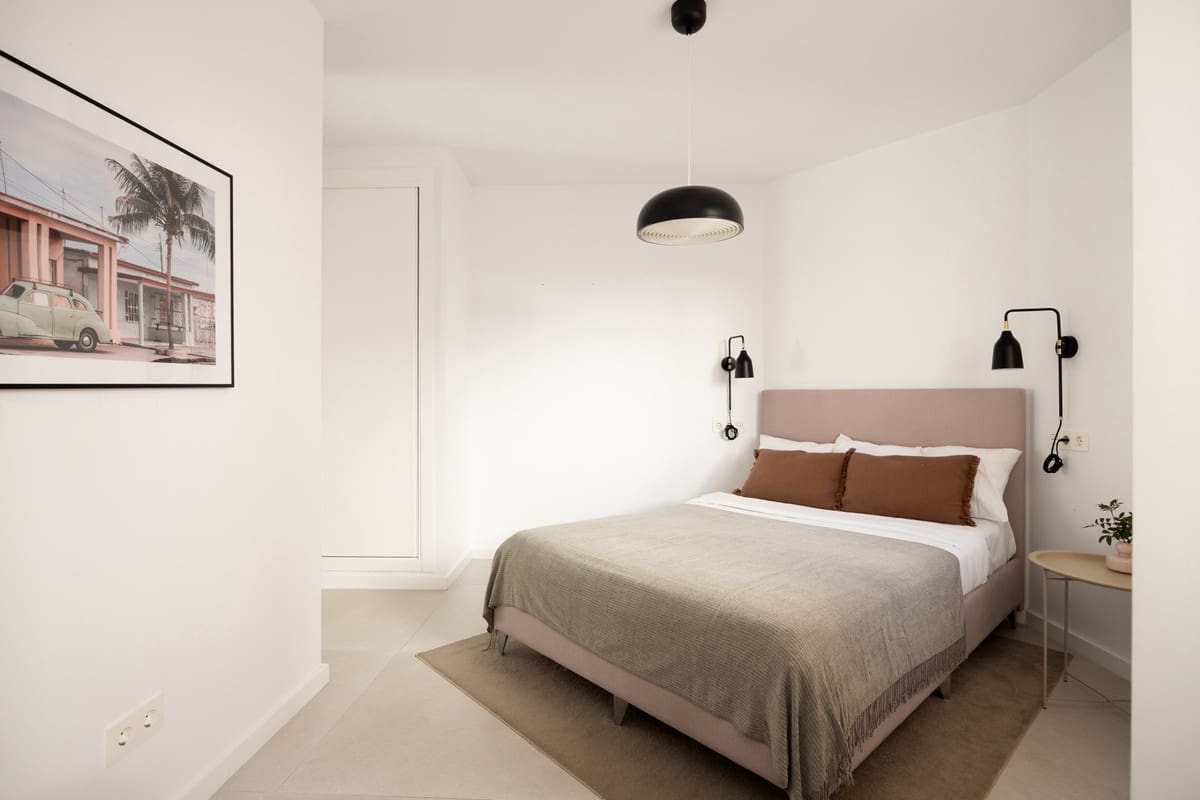 4 bedroom Penthouse for sale in San Pedro de Alcantara with pool garage - € 1,295,000 (Ref: 10175261)