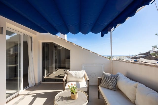 4 bedroom Penthouse for sale in San Pedro de Alcántara Pueblo, Marbella with pool garage - € 1,295,000 (Ref: 10175261)