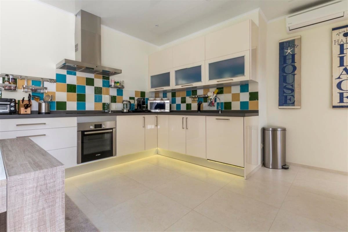 4 soveværelse Villa til salg i San Pedro de Alcantara med swimmingpool garage - € 1.500.000 (Ref: 10175263)