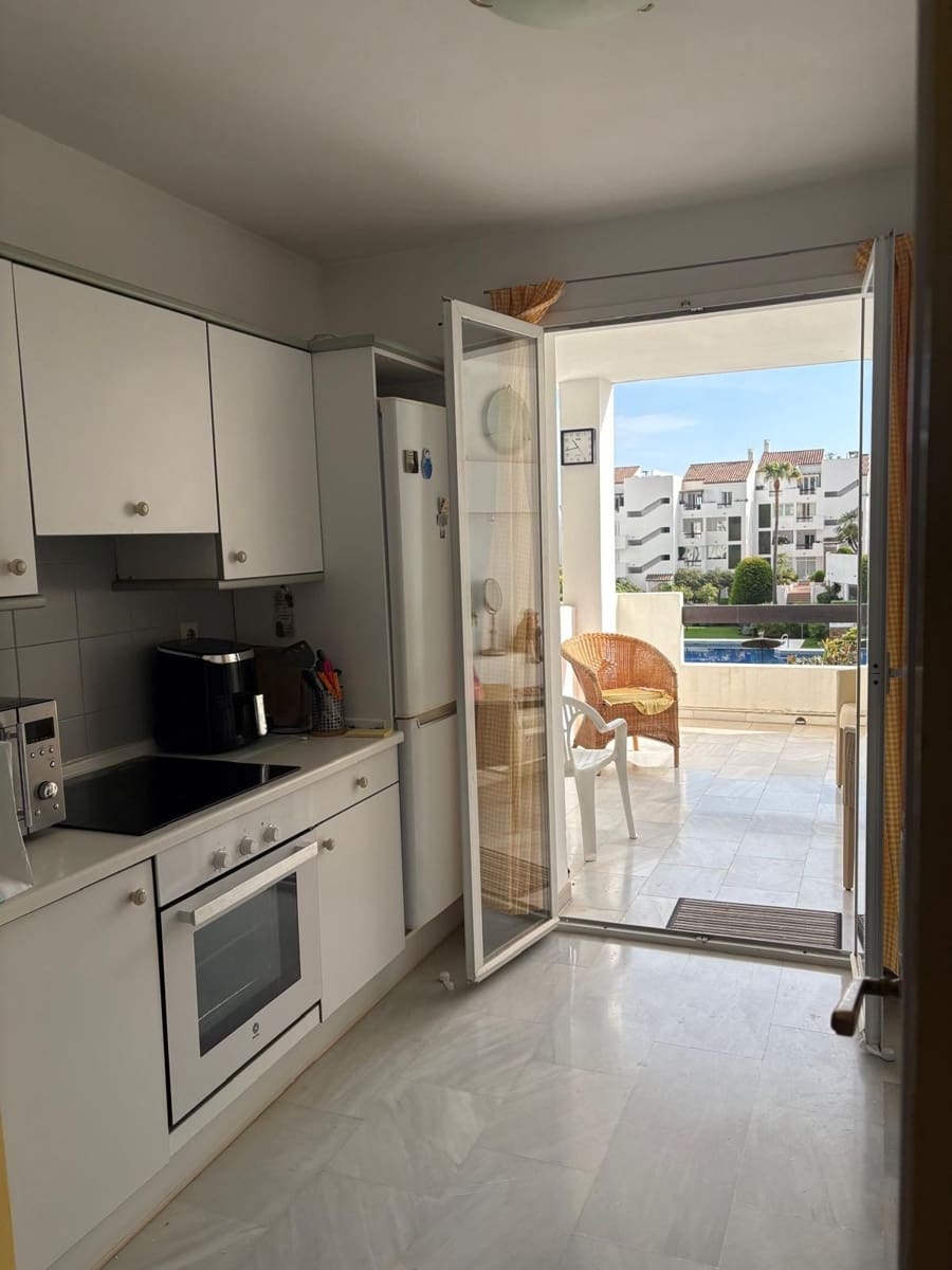 2 slaapkamer Appartement te koop in Bel-Air met zwembad - € 340.000 (Ref: 10175280)