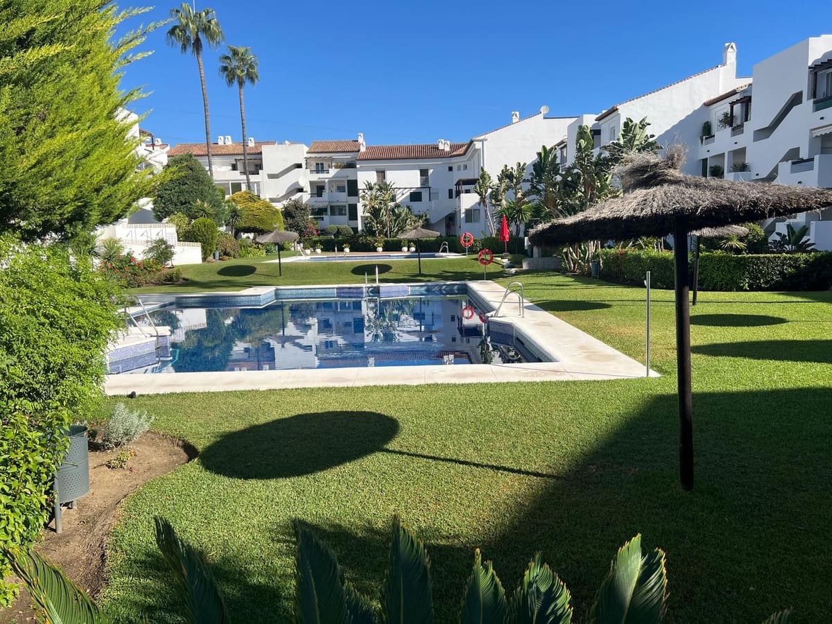 2 slaapkamer Appartement te koop in Bel-Air met zwembad - € 340.000 (Ref: 10175280)