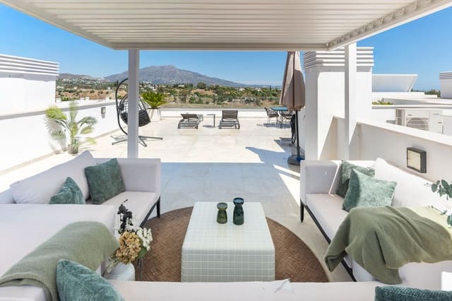 3 bedroom Penthouse for sale in New Golden Mile, Estepona with pool garage - € 990,000 (Ref: 10179317)