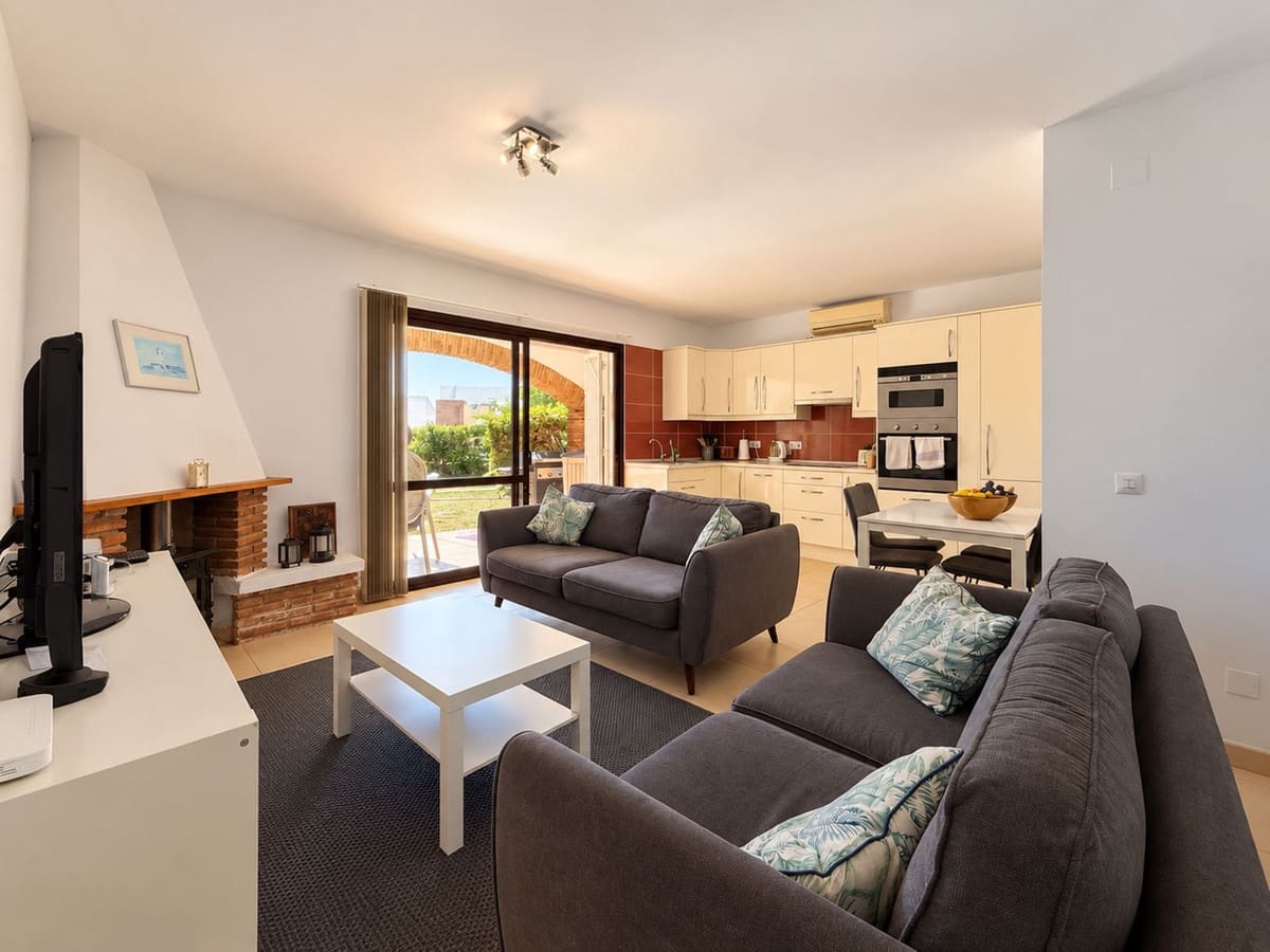 3 slaapkamer Villa te koop in Calahonda met zwembad garage - € 599.000 (Ref: 10180599)