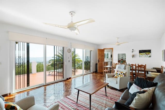 Chalet de 4 habitaciones en Valtocado, Mijas en venta con piscina garaje - 860.000 € (Ref: 10183530)