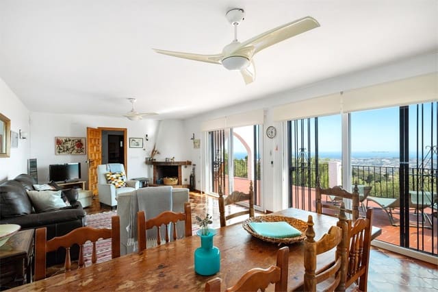 Chalet de 4 habitaciones en Valtocado, Mijas en venta con piscina garaje - 860.000 € (Ref: 10183530)