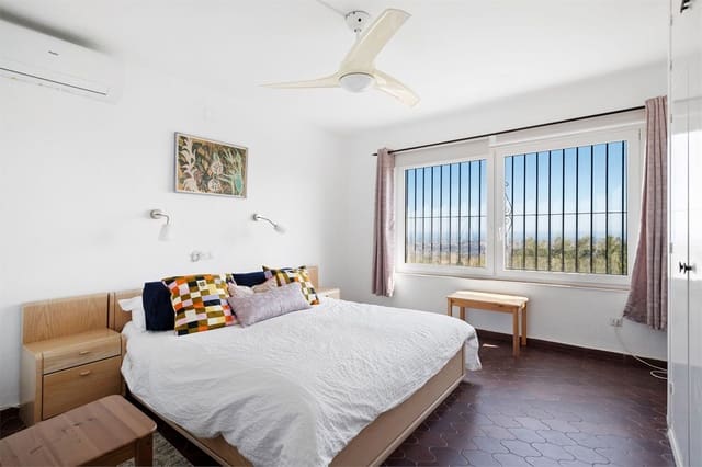 Chalet de 4 habitaciones en Valtocado, Mijas en venta con piscina garaje - 860.000 € (Ref: 10183530)
