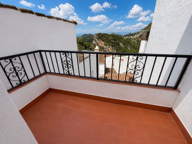 3 slaapkamer Villa te koop in Casares - € 220.000 (Ref: 10184879)