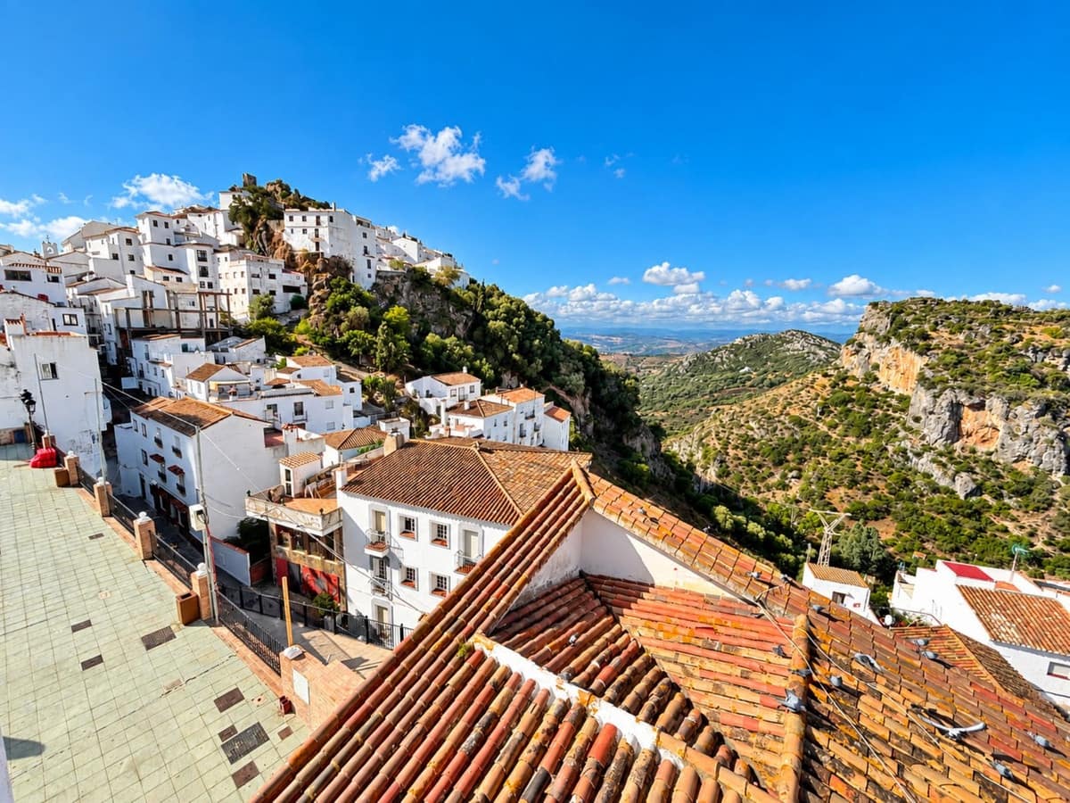 5 quarto Moradia para venda em Casares - 875 000 € (Ref: 10184881)