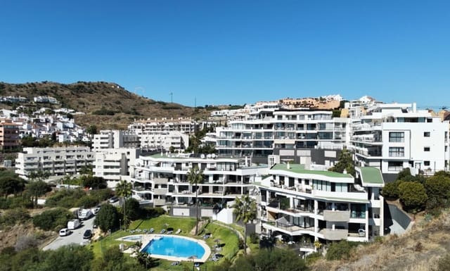 Ático de 2 habitaciones en Riviera del Sol, Mijas en venta con piscina garaje - 490.000 € (Ref: 10186010)
