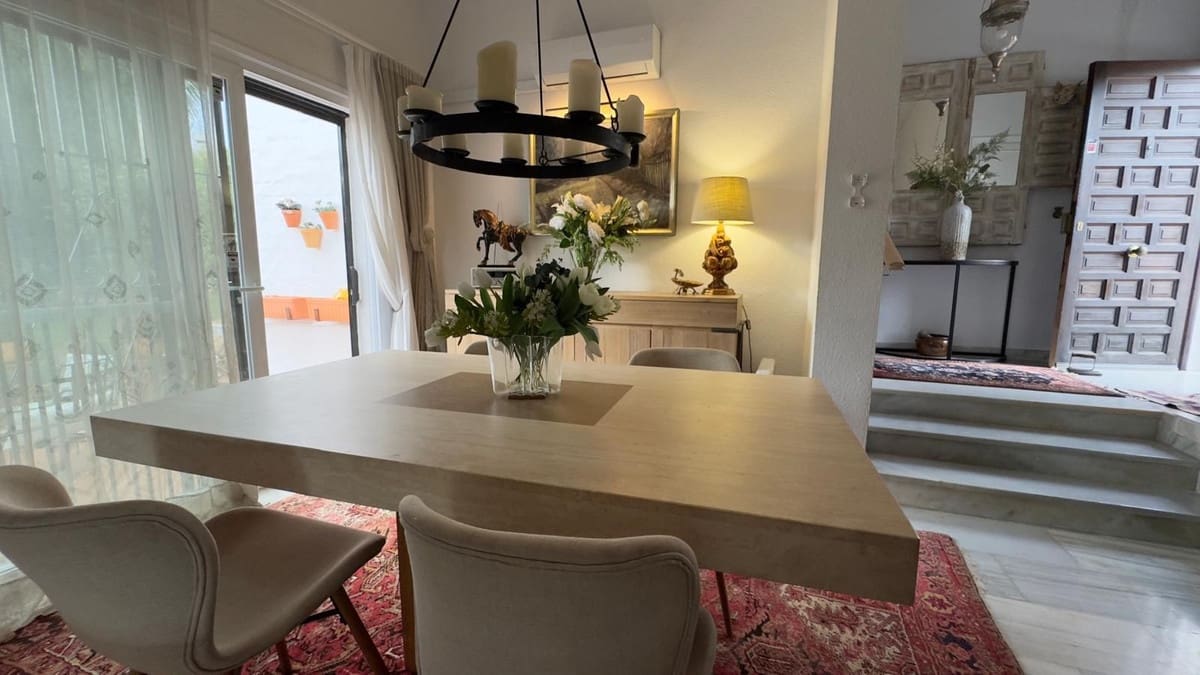 3 sypialnia Willa na sprzedaż w Calahonda z basenem garażem - 685 000 € (Ref: 10186063)