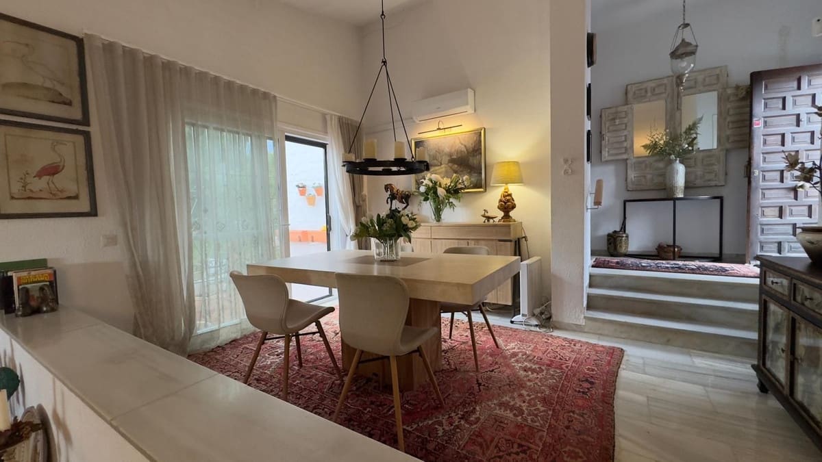 3 sypialnia Willa na sprzedaż w Calahonda z basenem garażem - 685 000 € (Ref: 10186063)