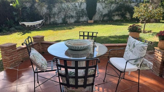 3 soveværelse Villa til salg i Calahonda, Mijas med swimmingpool garage - € 685.000 (Ref: 10186063)