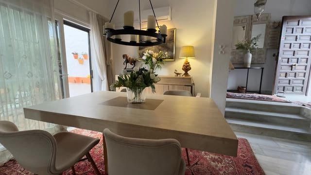 3 soveværelse Villa til salg i Calahonda, Mijas med swimmingpool garage - € 685.000 (Ref: 10186063)