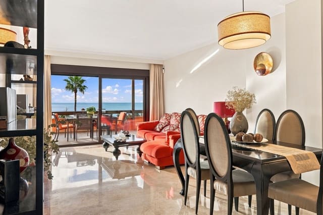 Ático de 3 habitaciones en Estepona en venta con piscina garaje - 550.000 € (Ref: 10187615)