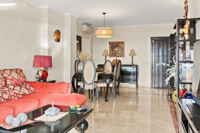Ático de 3 habitaciones en Estepona en venta con piscina garaje - 550.000 € (Ref: 10187615)