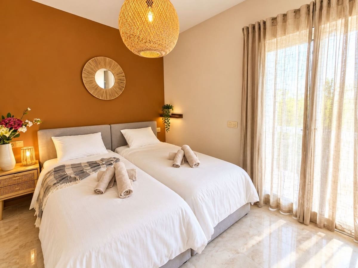 2 Zimmer Penthouse zu verkaufen in Estepona mit Pool Garage - 299.900 € (Ref: 10187630)
